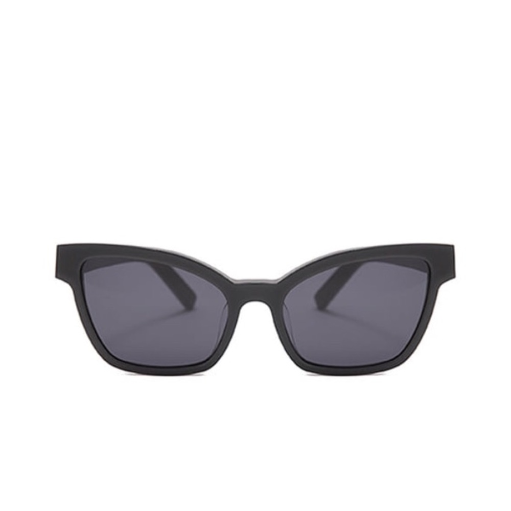 Double Lovers Black Wig Sunglasses